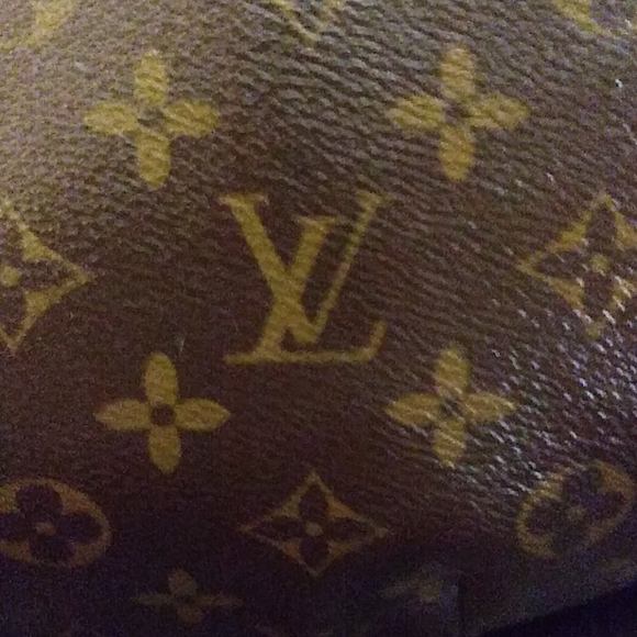 Louis vuitton purse - Picture 6 of 6